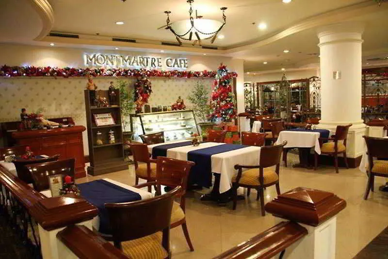 Grand Regal Hotel Davao 4*,