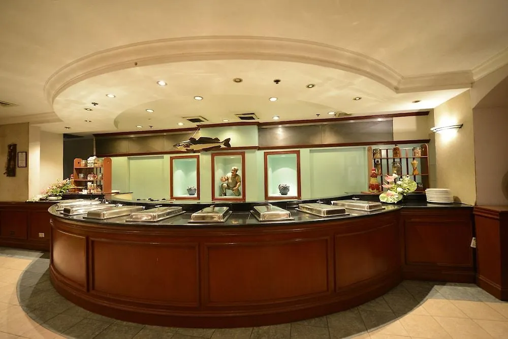 Grand Regal Hotel Davao