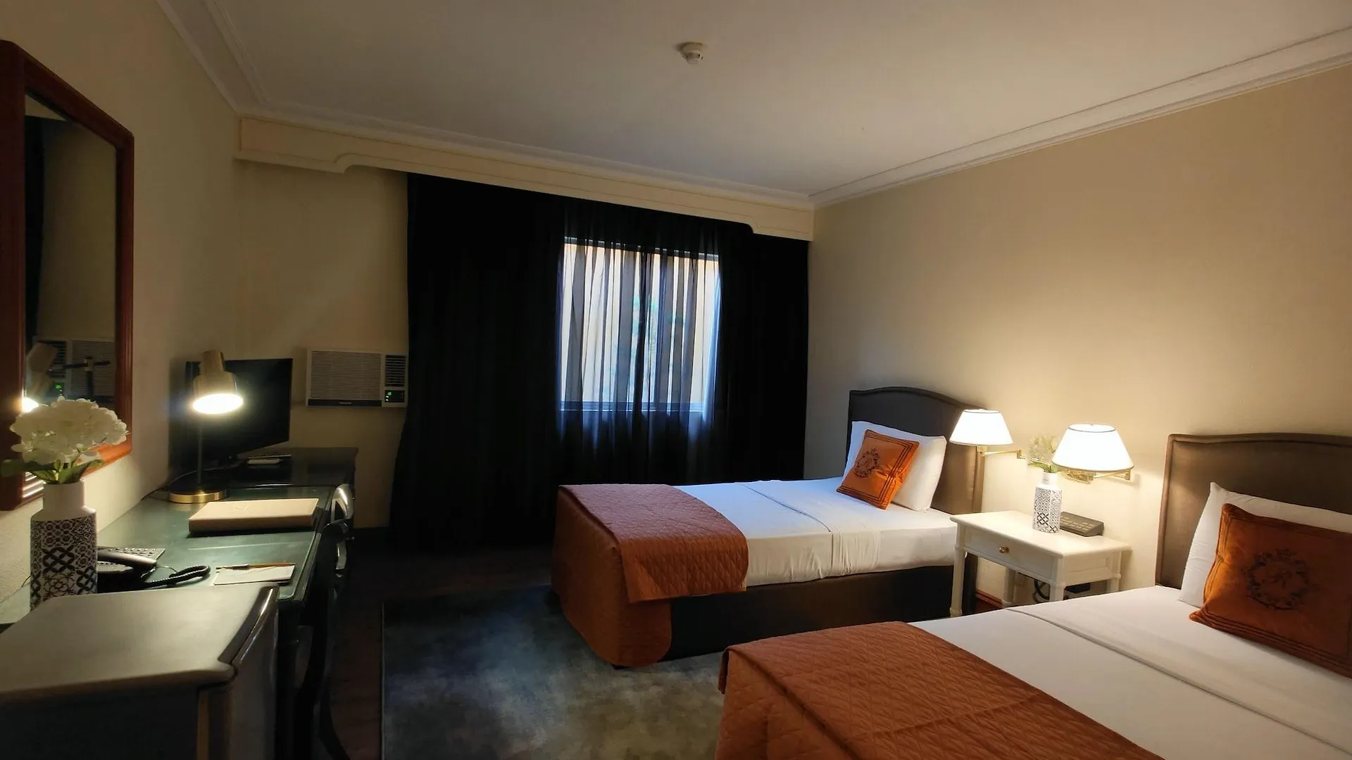 Grand Regal Hotel Davao