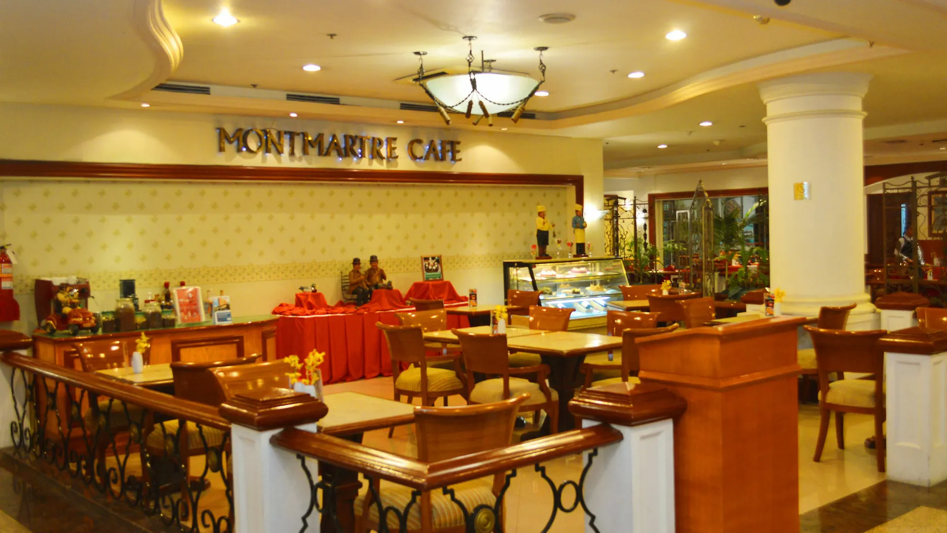 Grand Regal Hotel Davao