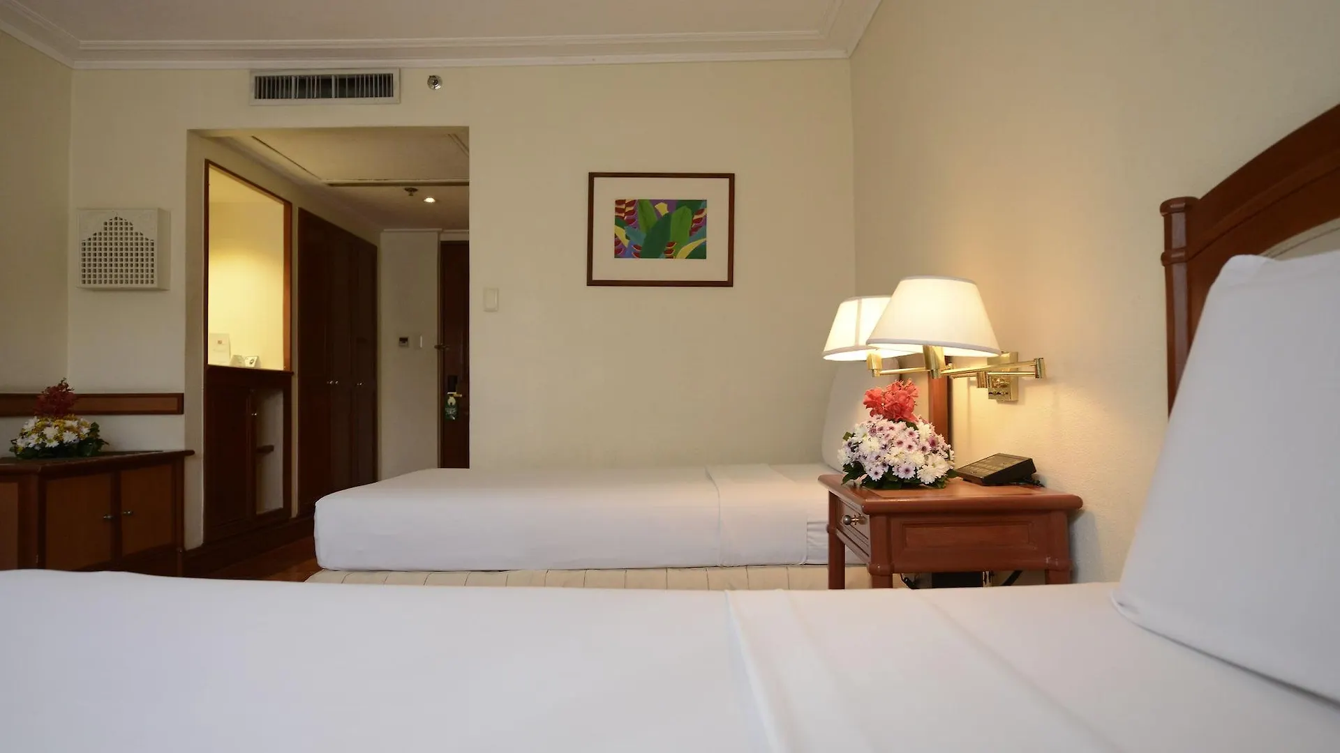 Grand Regal Hotel Davao