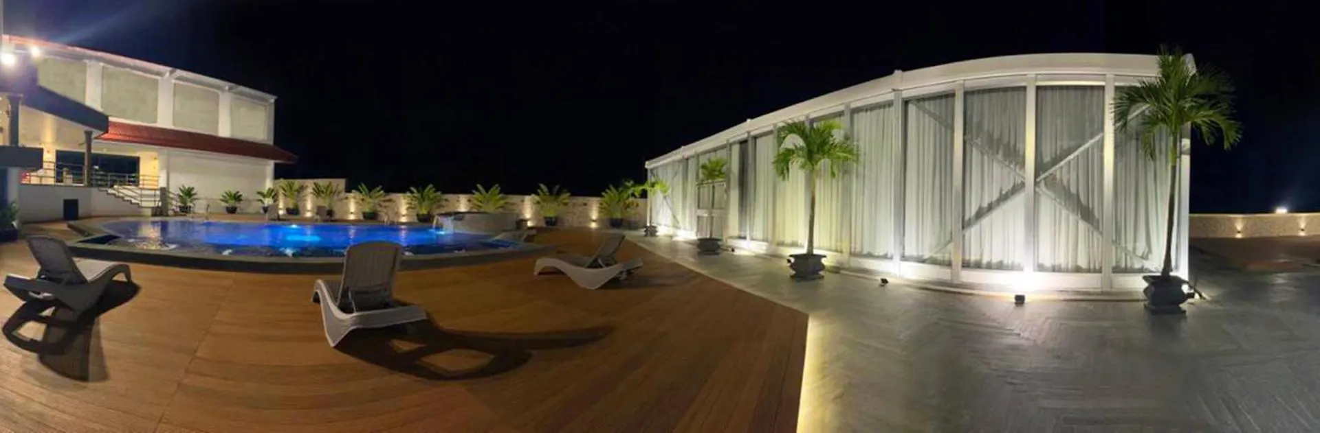 Grand Regal Hotel Davao