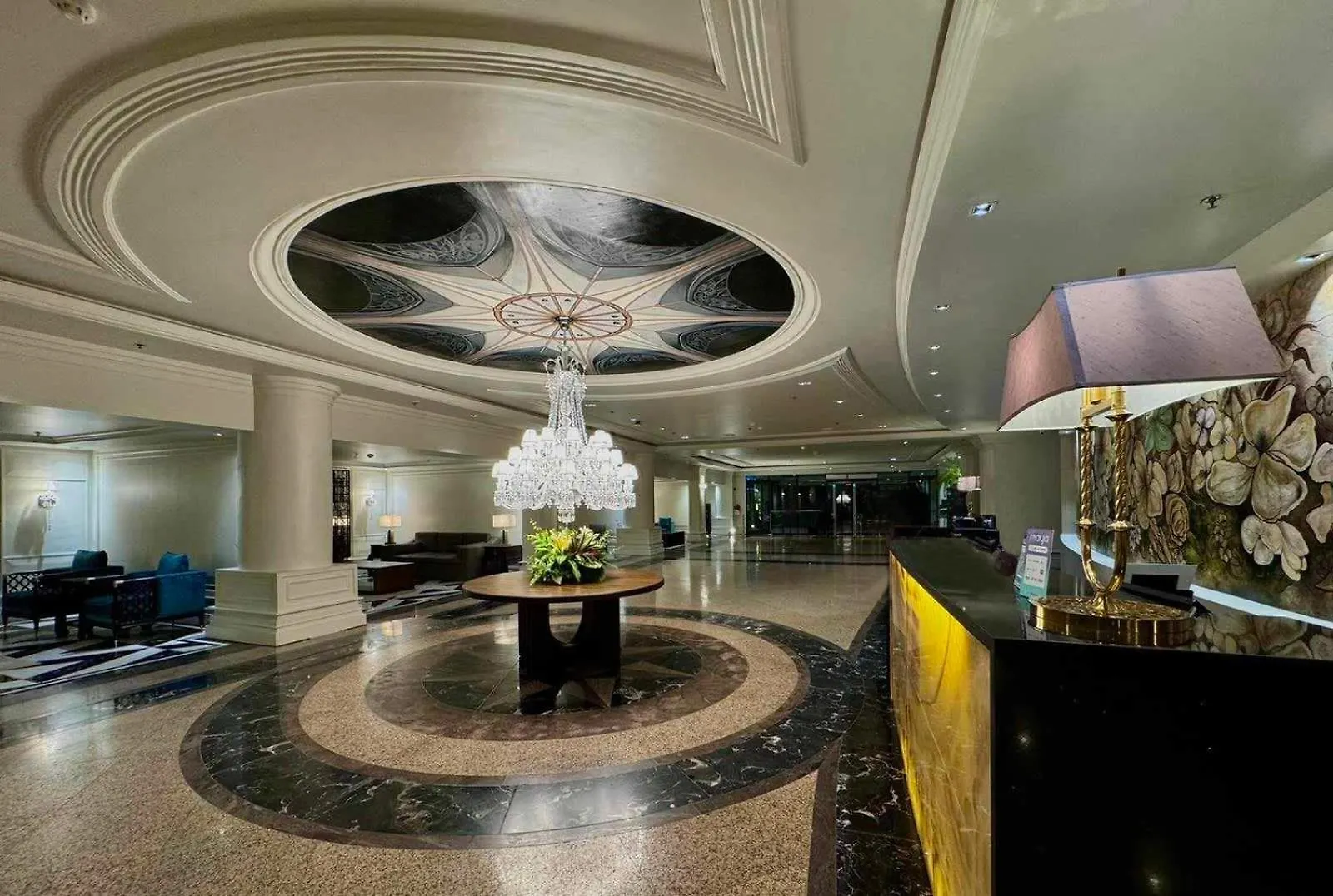 Grand Regal Hotel Davao 4*,  Philippines