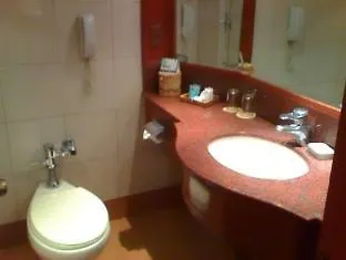 Grand Regal Hotel Davao 4*,