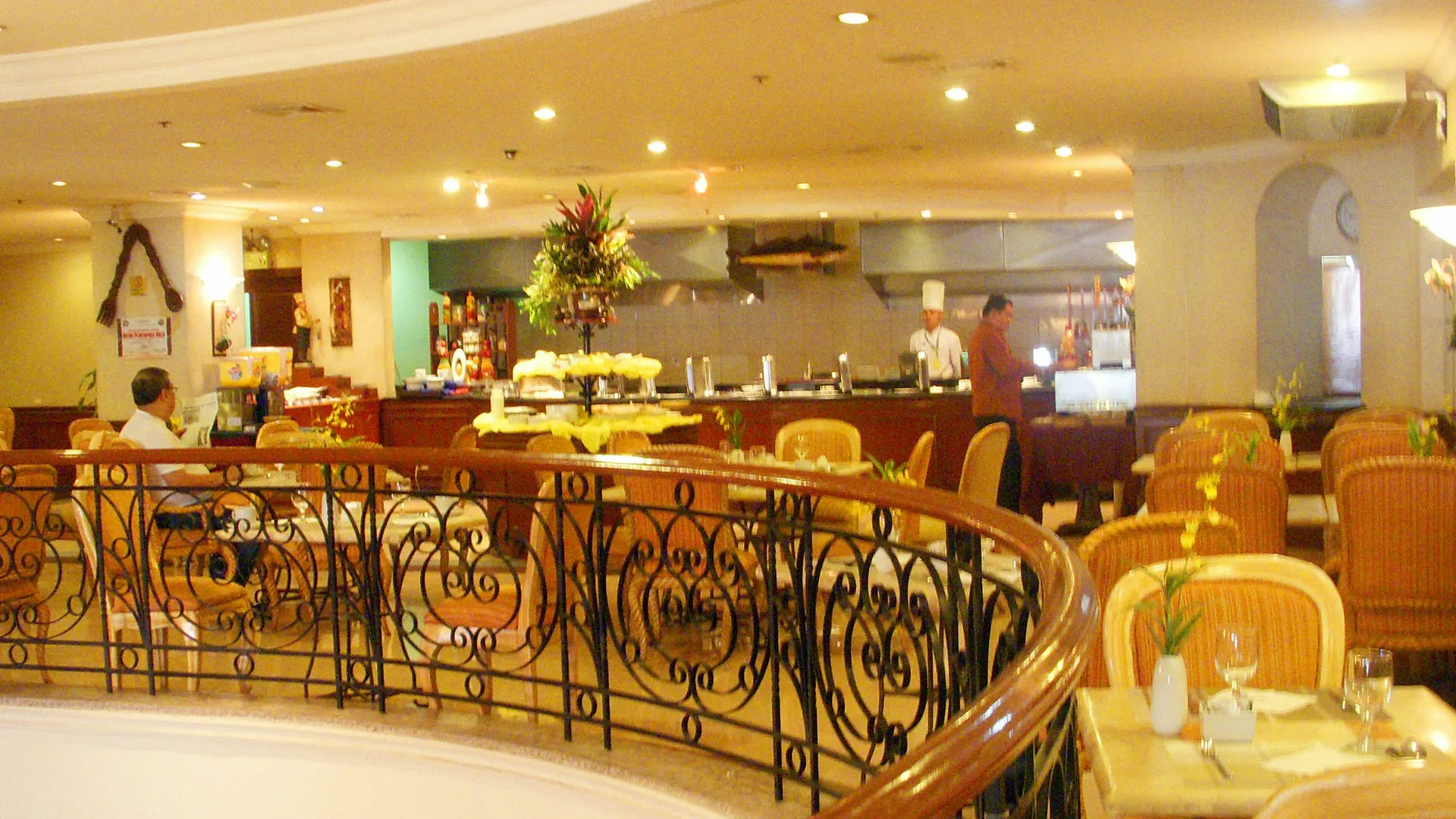 Grand Regal Hotel Davao